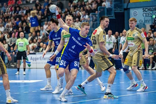 Daikin Handball Bundesliga, VfL Gummersbach - TSV Hannover Burgdorf, 28.03.2026 Miro Schluroff (VfL Gummersbach, 15), Justus Fischer (TSV Hannover-Burgdorf 54), Ellidi Vidarsson (VfL Gummersbach, 4), Hannes Feise (TSV Hannover-Burgdorf 56), Vilhelm Poulsen (TSV Hannover-Burgdorf 9), ; Daikin Handball Bundesliga, VfL Gummersbach - TSV Hannover Burgdorf, 28.03.2026 Copyright: xBEAUTIFULxSPORTS Erlhofx