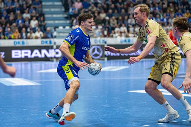 Sport Bilder des Tages Daikin Handball Bundesliga, VfL Gummersbach - TSV Hannover Burgdorf, 28.03.2026 Kay Smits (VfL Gummersbach, 31), August Baskar Pedersen (TSV Hannover-Burgdorf 17), ; Daikin Handball Bundesliga, VfL Gummersbach - TSV Hannover Burgdorf, 28.03.2026 Copyright: xBEAUTIFULxSPORTS Erlhofx