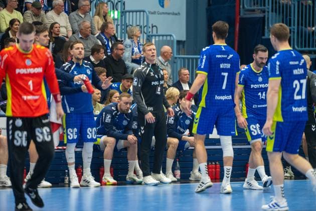GuÃ°jon Valur SigurÃ°sson, Cheftrainer, (VfL Gummersbach), VfL Gummersbach vs. TSV Hannover-Burgdorf, Daikin Handball Bundesliga, Herren , 26. Spieltag, 28.03.2026 Gummersbach NRW Deutschland