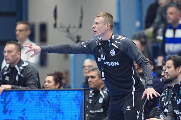 28.03.2026, xydrx, Handball, 1.HBL, VfL Gummersbach - TSV Hannover-Burgdorf, Schwalbe-Arena: Gudjon Valur Sigurdsson (Cheftrainer VfL Gummersbach) gestikulierend Photo: xYannisxDreimannxPressefotoKochx Nordrhein-Westfahlen Deutschland