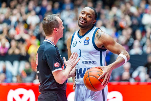 28.03.2026, xomx, Basketball easyCredit BBL Bundesliga, NINERS Chemnitz - EWE Baskets Oldenburg v.l. Kyle Lofton (EWE Baskets Oldenburg) Chemnitz