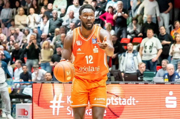 Chemnitz, Deutschland 28. März 2026: 1.BBL 2025 2026 Niners Chemnitz gegen EWE Baskets Oldenburg Im Bild: Amadou Sow (99) Copyright: xFotostandx xNachtigallx