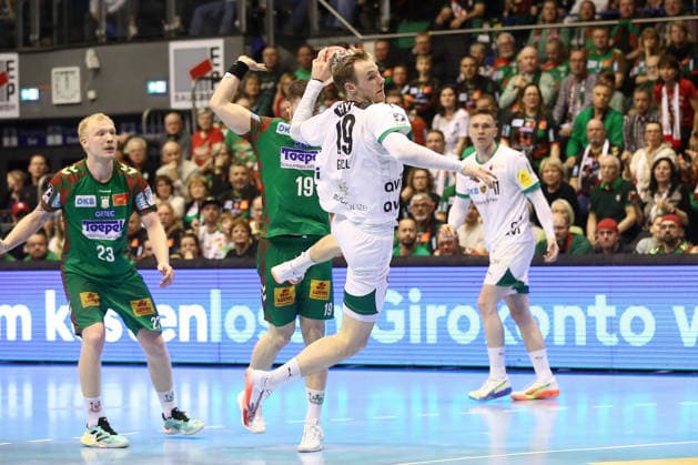 28.03.2026, xtgx, Handball, Daikin HBL, SC Magdeburg - Füchse Berlin v.l. Mathias Gidsel (Berlin, 19) wirft Tor, Torschuetze, erzielt Tor, Treffer, scores the goal Magdeburg