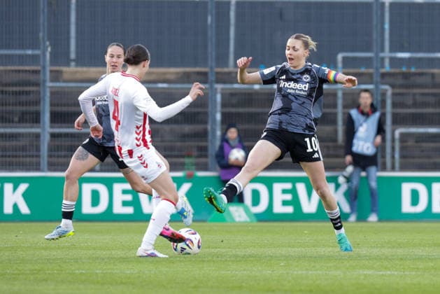 28.03.2026, xgrfx, Fussball Google Pixel Frauen-Bundesliga, 1.FC Köln - Eintracht Frankfurt v.l. Sara Agrez (1.FC Köln), Laura Freigang (Eintracht Frankfurt) (DFL DFB REGULATIONS PROHIBIT ANY USE OF PHOTOGRAPHS as IMAGE SEQUENCES and or QUASI-VIDEO) Köln