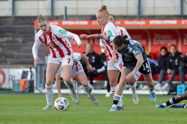 28.03.2026, xgrfx, Fussball Google Pixel Frauen-Bundesliga, 1.FC Köln - Eintracht Frankfurt v.l. Anna-Lena Stolze, Laura Vogt (1.FC Köln), Geraldine Reuteler (Eintracht Frankfurt) (DFL DFB REGULATIONS PROHIBIT ANY USE OF PHOTOGRAPHS as IMAGE SEQUENCES and or QUASI-VIDEO) Köln