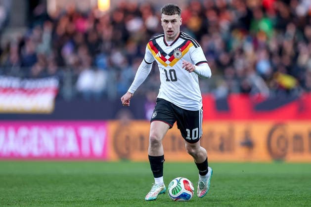 27.03.2026, Fußball, Länderspiel U21, U 21 Deutschland - Nordirland, Qualifikation Under 21 European Championship, EM, Europameisterschaft 2027, Eintracht-Stadion Braunschweig, Saison 2025 2026: Brajan Gruda (Germany U21 10) DFB regulations prohibit any use of photographs as image sequences and or quasi-video. Niedersachsen Deutschland