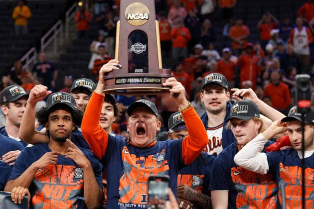 March 28, 2026, Houston, Texas, USA: Illinois head coach BRAD UNDERWOOD holds the trophy after winning the NCAA, College League, USA Men s Basketball Tournament Elite Eight game between the Illinois Fighting Illini and the Iowa Hawkeyes in Houston. Illinois won, 71-59. NCAA Basketball 2026: Illinois 71:59 Iowa  - ZUMAc201 20260328_zap_c201_076 Copyright: xScottxColemanx