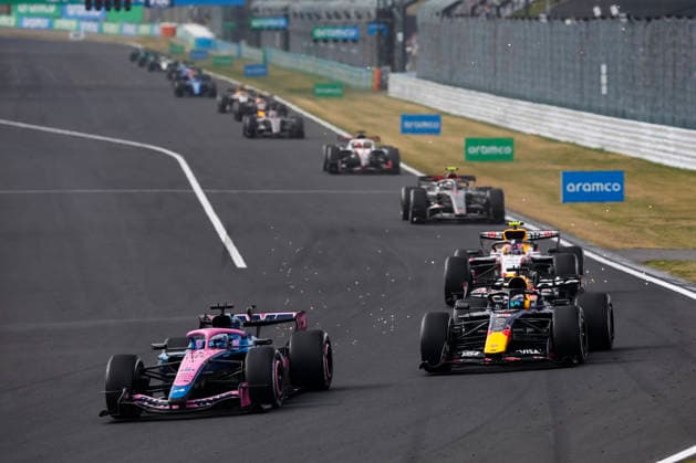 F1 - JAPANESE GRAND PRIX 2026 10 GASLY Pierre (fra), Alpine F1 Team A526, action, 03 VERSTAPPEN Max (nld), Red Bull Racing Ford RB22, action during the Formula 1 Japanese Grand Prix 2026, 3rd round of the 2026 Formula One World Championship, WM, Weltmeisterschaft from March 27 to 29, 2026 on the Suzuka Circuit, in Suzuka, Japan - SuzukaJapan Copyright: xDPPIx