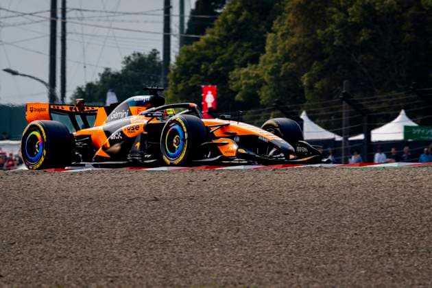 SUZUKA - Formula 1 driver Oscar Piastri of McLaren Mastercard Formula 1 Team during the Formula 1 Japan Suzuka race at the Suzuka Formula 1 circuit on March 29, 2025 in Suzuka, Japan. (Photo by DeFodi Images) -