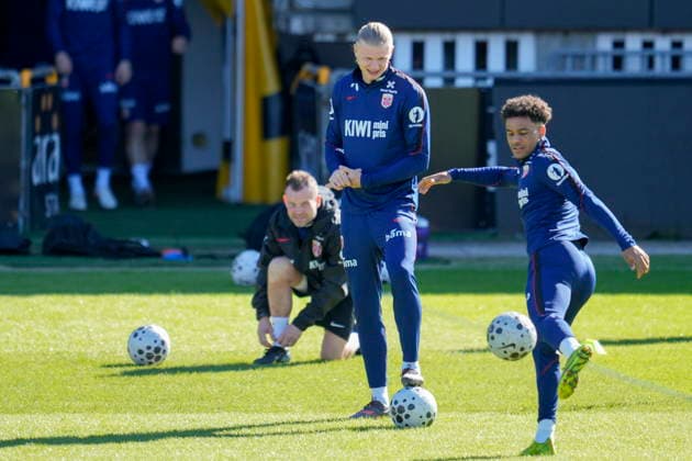 Norway national team, Nationalteam training session Norwegian players Erling Braut Haaland (C) and Oscar Bobb during the Norwegian men s national soccer team training in Lillestrom, Norway, 29 March 2026. Norway willl play a friendly match against Switzerland on 31 March. Lillestrom Norway  Copyright: xFredrikxVarfjellx