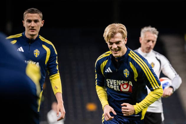 260329 Lucas Bergvall of the Swedish national football team at a training session on March 29, 2026 in Stockholm. Photo: Johanna Säll BILDBYRAN kod JL JL0610 fotboll football soccer fotball vm-kval kval FIFA World Cup, WM, Weltmeisterschaft, Fussball qualifier qualifier träning practice training sverige sweden sverige a bbeng Copyright: JOHANNAxSÄLL BB260329BB637
