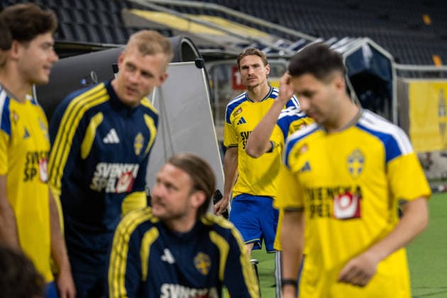 260329 Carl Starfelt of the Swedish national football team during a team photo session on March 29, 2026 in Stockholm. Photo: Johanna Säll BILDBYRAN kod JL JM0812 bbeng fotboll football soccer fotball vm-kval FIFA World Cup, WM, Weltmeisterschaft, Fussball qualifier lagbild team photo sverige sweden sverige a Copyright: JOHANNAxSÄLL BB260329BB644