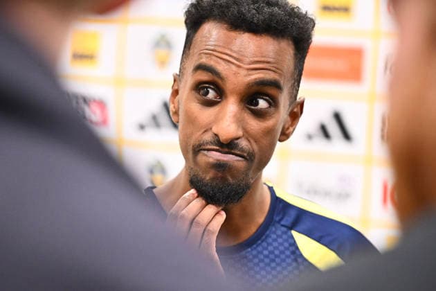 STOCKHOLM 20260329 Taha Ali at a press conference, PK, Pressekonferenz after Sunday s training with the national football team at Strawberry Arena ahead of the playoff final against Poland. STOCKHOLM SWEDEN x10090x