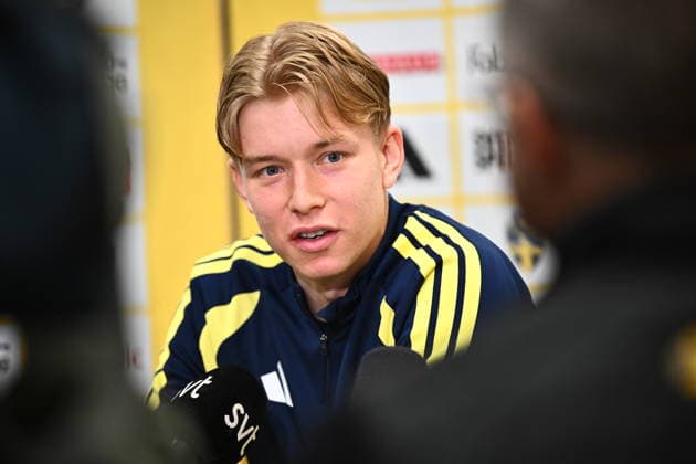 STOCKHOLM, SWEDEN 20260329 Daniel Svensson at a press conference, PK, Pressekonferenz after Sunday s training with the national football team at Strawberry Arena ahead of the playoff final against Poland. STOCKHOLM SWEDEN x10090x