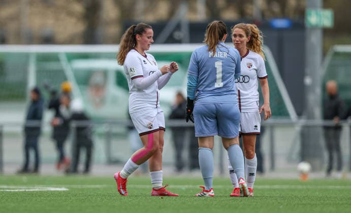 GER, Frankfurt, Eintracht Frankfurt II vs FC Ingolstadt, 2. Frauen Bundesliga, Fussball, DFB, Spielzeit 2025 2026, Stadion am Brentanobad, 21. Spieltag im Bild: FC Ingolstadt Frauen, Jubel, Freude und Emotionen nach dem Tor DFB DFL REGULATIONS PROHIBIT ANY USE OF PHOTOGRAPHS AS IMAGE SEQUENCES AND OR QUASI-VIDEO, 29.03.2026 Copyright: HMBxMedia HendrikxHamelau