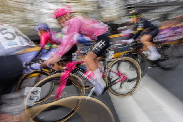 In Flanders Field - In Wevelgem one-day cycling race Dutch cyclist Mire Knaven (53) of team EF Education - Oatly and Belgian cyclist Cleo Kiekens (201) of Citymesh - Customm Pro Cycling Team at the departure of the In Flanders Field one-day women s cycling race over 135 kilometres with start and finish in Wevelgem, Belgium, 29 March 2026. WEVELGEM BELGIUM  Copyright: xOLIVIERxMATTHYSx
