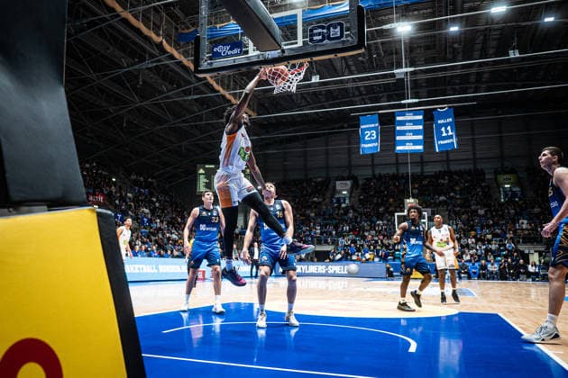 29.03.2026, xhfmx, Basketball easyCredit BBL Bundesliga, Frankfurt Skyliners - Rostock Seawolves Kassim Nicholson (Rostock Seawolves) mit einem Dunk (DFL DFB REGULATIONS PROHIBIT ANY USE OF PHOTOGRAPHS as IMAGE SEQUENCES and or QUASI-VIDEO) Frankfurt am Main