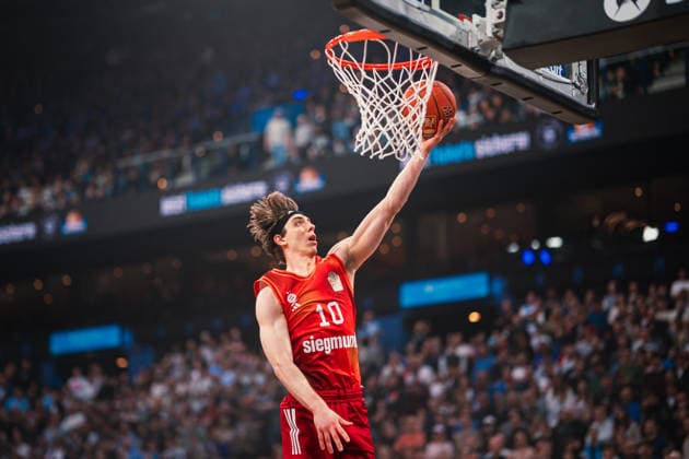 Easycredit BBL: Veolia Towers Hamburg - FC Bayern München Basketball, 29.03.2026 Isiaha Mike (FC Bayern München Basketball, 22) wirft; Easycredit BBL: Veolia Towers Hamburg vs. FC Bayern München Basketball am 29.03.2026 in der Barclays Arena, Hamburg Copyright: xBEAUTIFULxSPORTS Tonhäuserx