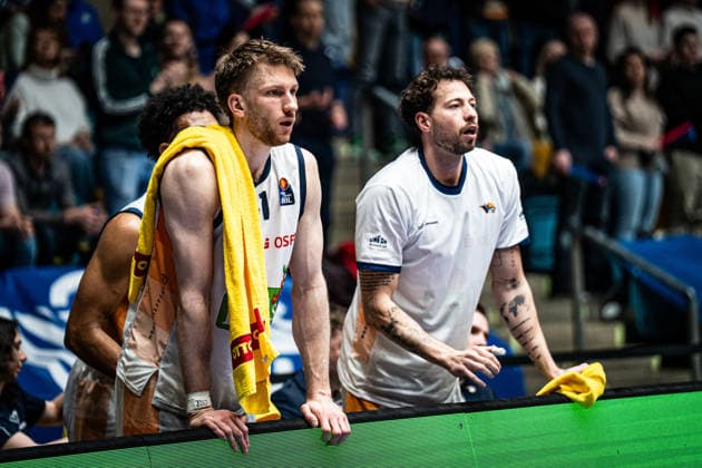 29.03.2026, xhfmx, Basketball easyCredit BBL Bundesliga, Frankfurt Skyliners - Rostock Seawolves v.l. Andy van Vliet (Rostock Seawolves), Sid-Marlon Theis (Rostock Seawolves) (DFL DFB REGULATIONS PROHIBIT ANY USE OF PHOTOGRAPHS as IMAGE SEQUENCES and or QUASI-VIDEO) Frankfurt am Main