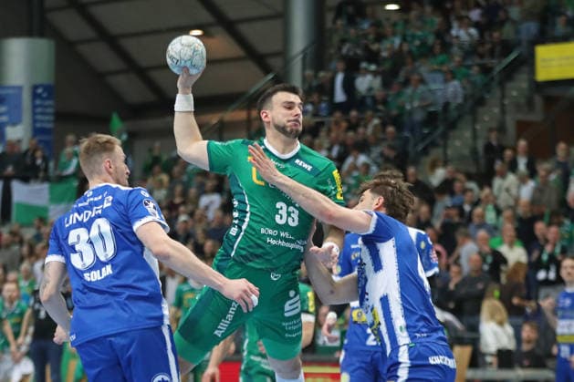 Handball DAIKIN HBL, SC DHfK Leipzig - ThSV Eisenach; 29.03.2026 Luka Rogan (33, SC DHfK Leipzig) beim Wurf. Handball, DAIKIN HBL, 1. Bundesliga, Saison 2025 2026, 26. Spieltag: SC DHfK Leipzig vs. ThSV Eisenach am 29.03.2026 in der Quarterback Immobilien Arena Leipzig. Copyright: xBEAUTIFULxSPORTS JanxKaeferx