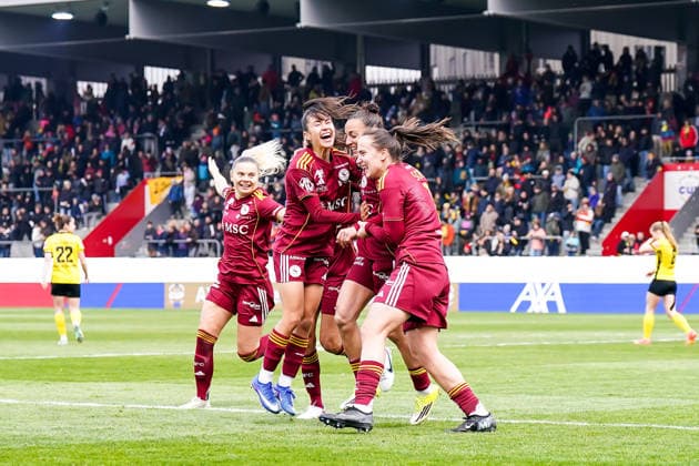Switzerland: AXA Womens Cup Final 2025 26, BSC YB Frauen vs Servette FC Chenois Feminin - Schützenwiese, Winterthur: Paula Serrano (19 Servette) Goal celebration, first goal Copyright: xDanielaxPorcellix