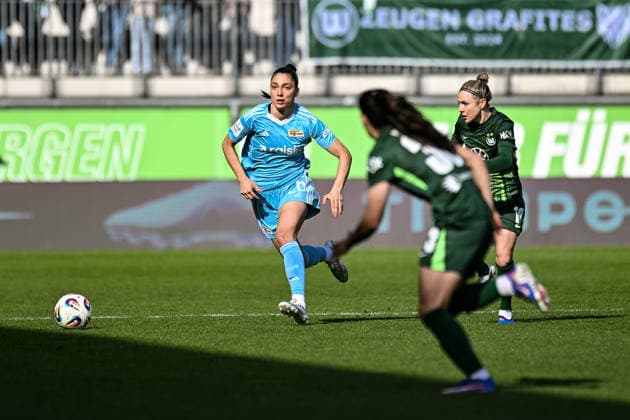 Fußball I Frauen I Saison 2025-2026 I Bundesliga I 22. Spieltag I VfL Wolfsburg - 1. FC Union Berlin I 29.03.2026 Amber Tysiak (26, 1. FC Union Berlin) (l.) Wolfsburg AOK Stadion Niedersachsen Deutschland Copyright: xLobeca InesxHähnelx