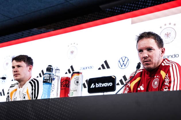 Fussball, UEFA Länderspiel Pressekonferenz Deutschland vor dem Freundschaftsspiel gegen Ghana 29.03.2026, MHP Arena Stuttgart Alexander Nübel (Deutschland, 12) Julian Nagelsmann (Trainer, Deutschland) Stuttgart MHP Arena Baden-Württemberg Deutschland
