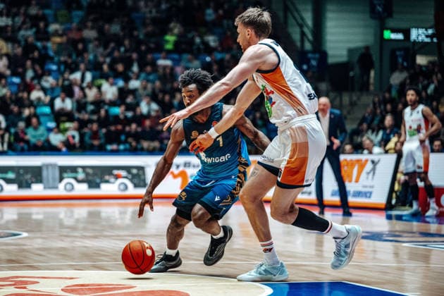 Isaiah Swope (Skyliners Frankfurt, 01) GER, Skyliners Frankfurt vs. Rostock Seawolves, easycredit BBL, Bundesliga, 26 Spieltag, Saison 2025 2026. 29.03.2026 Eibner-Pressefoto Attila Ziga GER, Skyliners Frankfurt vs. Rostock Seawolves, easycredit BBL, Bundesliga, 26 Spieltag, Saison 2025 2026. 29.03.2026 Frankfurt am Main Copyright: xEibner-Pressefotox EP_AZA