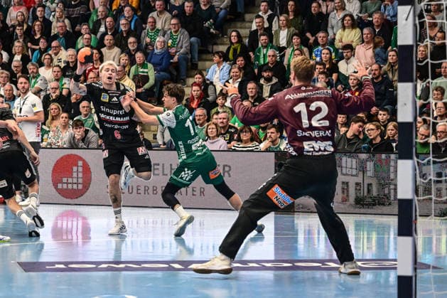 DAIKIN HBL Bundesliga: Frisch Auf! Göppingen - HC Erlangen; Göppingen, 29.03.2026 Marek Nissen (HC Erlangen, 6) beim Sprungwurf gegen Tim Gossner (FRISCH AUF! Göppingen, 17) Göppingen, 29.03.2026, 26. Spieltag der DAIKIN Handball-Bundesliga, Frisch Auf! Göppingen - HC Erlangen EWS-Arena, Göppingen. Copyright: xBEAUTIFULxSPORTS Märklx