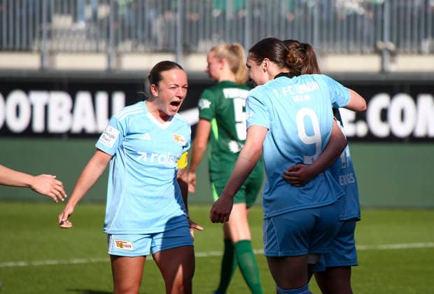 Deutschland: Frauen-Bundesliga 2025 2026, 22. Spieltag - VfL Wolfsburg VS 1. FC Union Berlin - AOK Stadion (Wolfsburg): Tor und Torjubel zum Hannah Eurlings (1. FC Union Berlin Frauen, 14) Sophie Weidauer (1. FC Union Berlin Frauen, 9) Wolfsburg Copyright: xAymanxAlahmedx
