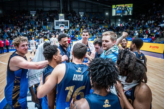 29.03.2026, xhfmx, Basketball easyCredit BBL Bundesliga, Frankfurt Skyliners - Rostock Seawolves Skyliners feiern den Heimsieg gegen Rostock (DFL DFB REGULATIONS PROHIBIT ANY USE OF PHOTOGRAPHS as IMAGE SEQUENCES and or QUASI-VIDEO) Frankfurt am Main