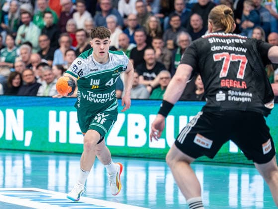 Elias Newel (Frisch Auf Goeppingen, 40) am Ball, Frisch Auf Goeppingen vs. HC Erlangen, Handball, 1. Bundesliga, Herren, Spielzeit 2025 2026, 29.03.2026, Frisch Auf Goeppingen vs. HC Erlangen, Handball, 1. Bundesliga, Herren, Spielzeit 2025 2026, 29.03.2026 Goeppingen Copyright: xEibner-Pressefoto MichaelxSchmidx EP_MST