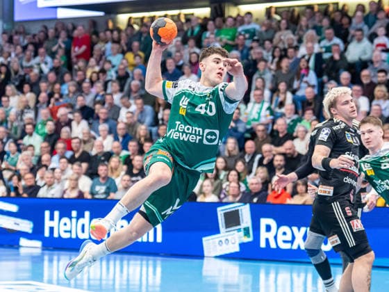 Elias Newel (Frisch Auf Goeppingen, 40) kommt frei zum Wurf, Frisch Auf Goeppingen vs. HC Erlangen, Handball, 1. Bundesliga, Herren, Spielzeit 2025 2026, 29.03.2026, Frisch Auf Goeppingen vs. HC Erlangen, Handball, 1. Bundesliga, Herren, Spielzeit 2025 2026, 29.03.2026 Goeppingen Copyright: xEibner-Pressefoto MichaelxSchmidx EP_MST