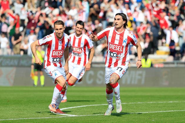 Armand Rada of L.R. Vicenza celebrates after scoring goal in the 48th minute for 1-1 during the match of 6th day of the Serie A Championship between L.R. Vicenza vs Union Brescia at the Romeo Menti Stadium on 29 March 2026 in Vicenza, VI.  Copyright: xEmanuelexPennacchio IPAxSportx xipa-agency.netx xx IPA_73603131 IPA_Agency_IPA73603131