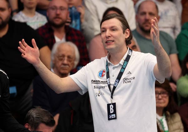 29.03.2026, Deutschland, Göppingen, Handball DAIKIN HBL, FRISCH AUF! Göppingen vs. HC Erlangen, HCE Trainer Johannes Sellin