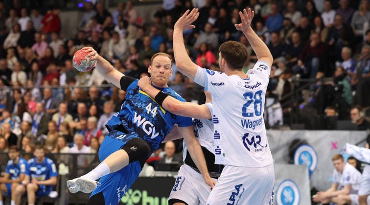 29.03.2026, Deutschland, Stuttgart, Handball Bundesliga, TVB Stuttgart vs. Lemgo Lippe, v.l. Lenny Rubin (TVB), Hendrik Wagner (Lemgo)