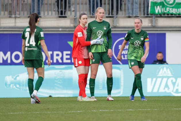 29.03.2026, xgrfx, Fussball Google Pixel Frauen-Bundesliga, VfL Wolfsburg - 1.FC Union Berlin v.l. Eigentor, Camilla Küver (VfL Wolfsburg) zum 1:2 für Union Berlin. (DFL DFB REGULATIONS PROHIBIT ANY USE OF PHOTOGRAPHS as IMAGE SEQUENCES and or QUASI-VIDEO) Wolfsburg