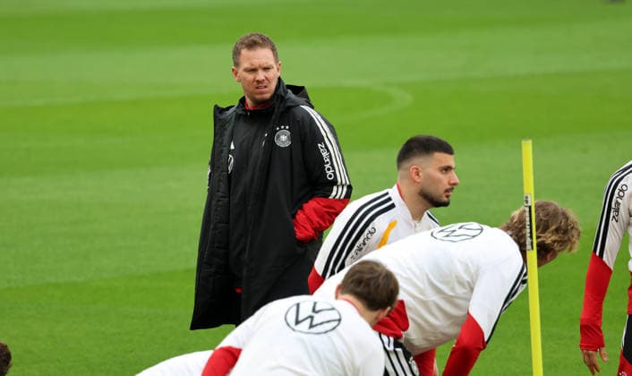29.03.26 DFB Training Deutschland, Stuttgart, 29.03.2026, Fussball, Nationalmannschaft; 2026, DFB Deutschland, Training: v.l. Julian Nagelsmann (Trainer), Deniz Undav, Nick Woltemade.