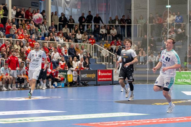 Till Hermann (SG BBM Bietigheim, 41) schliesst den Angriff mit einem Torwurf ab. TuSEM Essen vs. SG BBM Bietigheim, Handball, 2. HBL, 25. Spieltag, Saison 2025 2026, 29.03.2026 TuSEM Essen vs. SG BBM Bietigheim, Handball, 2. HBL, 25. Spieltag, Saison 2025 2026, 29.03.2026 Essen Copyright: xEibner-Pressefoto ThomasxHaeslerx EP_THR