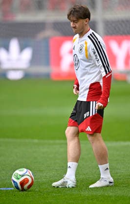Angelo Stiller GER (16) Aktion am Ball Aufwaermen Training iam 29.03.2026 m Vorfeld des DFB Laenderspiel Deutschland GER vs Ghana GHA Freundschatsspiel Testspiel am 30.03.2026 DFL REGULATIONS PROHIBIT ANY USE OF PHOTOGRAPHS AS IMAGE SEQUENCES AND OR QUASI-VIDEO DFB Laenderspiel Deutschland GER vs Ghana GHA