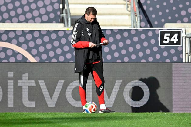 Bundestrainer Trainer Coach Julian Nagelsmann GER mit Zettel Aufwaermen Training iam 29.03.2026 m Vorfeld des DFB Laenderspiel Deutschland GER vs Ghana GHA Freundschatsspiel Testspiel am 30.03.2026 DFL REGULATIONS PROHIBIT ANY USE OF PHOTOGRAPHS AS IMAGE SEQUENCES AND OR QUASI-VIDEO DFB Laenderspiel Deutschland GER vs Ghana GHA