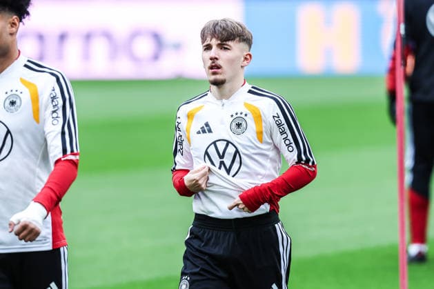 Fussball, UEFA Länderspiel Abschlusstraining Deutschland vor dem Freundschaftsspiel gegen Ghana 29.03.2026, MHP Arena Stuttgart Lennart Karl (Deutschland, 25) Stuttgart MHP Arena Baden-Württemberg Deutschland