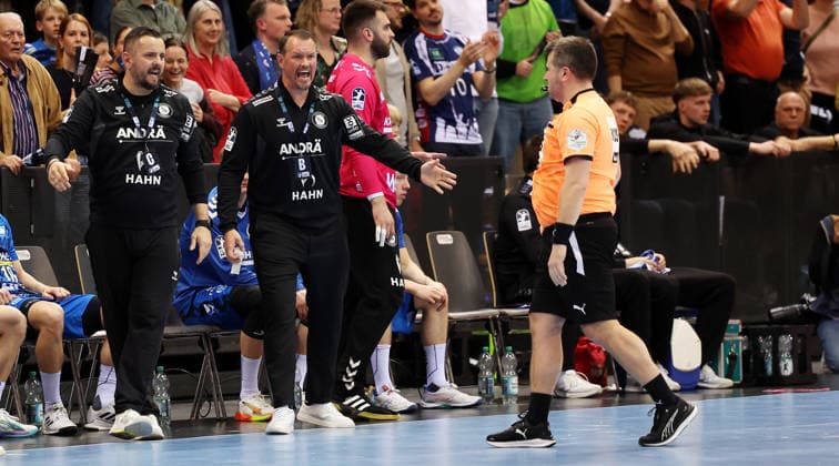 29.03.2026, Deutschland, Stuttgart, Handball Bundesliga, TVB Stuttgart vs. Lemgo Lippe, v.l. Co-Trainer Danijel Grgic und Trainer Misha Kaufmann (TVB)