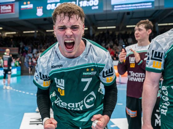 Victor Kloeve (Frisch Auf Goeppingen, 07) jubelt lautstark, Frisch Auf Goeppingen vs. HC Erlangen, Handball, 1. Bundesliga, Herren, Spielzeit 2025 2026, 29.03.2026, Frisch Auf Goeppingen vs. HC Erlangen, Handball, 1. Bundesliga, Herren, Spielzeit 2025 2026, 29.03.2026 Goeppingen Copyright: xEibner-Pressefoto MichaelxSchmidx EP_MST