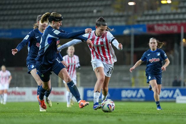 WiÃ«lle Douma Wielle Douma (TSG Hoffenheim, 13) im Zweikampf mit Leela Egli (SC Freiburg, 20) , Deutschland, Fussball, GooglePixel Frauen-Bundesliga, 22.Spieltag, 2025 2026, SC Freiburg vs. TSG 1899 Hoffenheim, 29.03.2026, Dreisamstadion, Freiburg, Deutschland DFB REGULATIONS PROHIBIT ANY USE OF PHOTOGRAPHS AS IMAGE SEQUENCES AND OR QUASI-VIDEO. Freiburg Dreisamstadion Baden-Wuerttemberg Deutschland Copyright: xArnexAmbergx