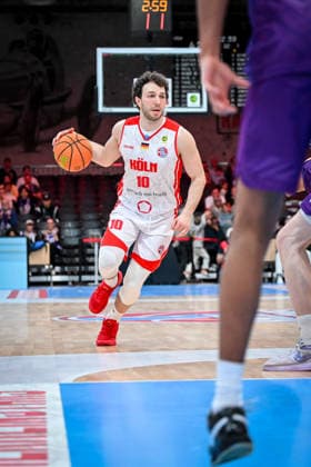 Barmer 2. Basketball Bundesliga ProA: Rheinstars Köln vs. BG Göttingen, 30.03.2026 Haris Hujic (RheinStarsKöln 10), Barmer 2. Basketball Bundesliga ProA: Rheinstars Köln vs. BG Göttingen am 30.03.2026 in der Motorworld Köln in Koeln (Nordrhein-Westfalen) Copyright: xBEAUTIFULxSPORTS Mueller-Laschetx