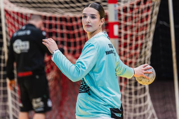 Sophie Leenen (TG Nuettingen, 33) beim warm machen TSV Bayer 04 Leverkusen vs. TG Nuertingen, Handball, 2.Handball-Bundesliga, 22.Spieltag, Saison 2025 26, 29.03.2026, TSV Bayer 04 Leverkusen vs. TG Nuertingen, Handball, 2.HBL, 22.Spieltag, Saison 2025 26, 29.03.2026 Leverkusen Copyright: xEibner-Pressefoto LukasxBaldygax EP_LBA