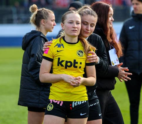 Fussball: Schweiz: AXA Schweizer Cup (Frauen) 2025 2026 - Finale, 29.03.2026 - BSC Young Boys Frauen vs. Servette FC ChÃªnois FÃ minin - Stadion Schützenwiese (Winterthur, Schweiz); Noa Linn Münger (BSC Young Boys Frauen, 8) und Caterina Tramezzani (BSC Young Boys Frauen, 5) Winterthur Stadion Schützenwiese Zürich Schweiz Copyright: xAmiirxAmedjouax