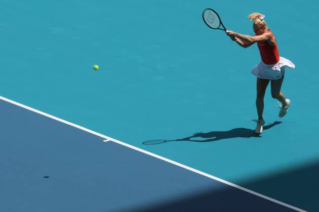 March 29, 2026, Miami Gardens, Florida, USA: KATERINA SINIAKOVA (CZE) returns the ball during her women s doubles finals match against SARA ERRANI (ITA) and JASMINE PAOLINI (ITA) at the Miami Open at Hard Rock Stadium in Miami Gardens, Florida. Miami Gardens USA - ZUMAv151 20260329_zsp_v151_009 Copyright: xLorenzoxVasquezx