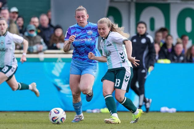 v.li.: Ramona Maier (SGS Essen, 9) und Ricarda Walkling (SV Werder Bremen, 13) im Zweikampf, Duell, Dynamik, Aktion, Action, Spielszene, DIE DFB-RICHTLINIEN UNTERSAGEN JEGLICHE NUTZUNG VON FOTOS ALS SEQUENZBILDER UND ODER VIDEOÄHNLICHE FOTOSTRECKEN. DFB REGULATIONS PROHIBIT ANY USE OF PHOTOGRAPHS AS IMAGE SEQUENCES AND OR QUASI-VIDEO., 29.03.2026, Bremen (Deutschland), Fussball, Google Pixel Frauen-Bundesliga, SV Werder Bremen - SGS Essen